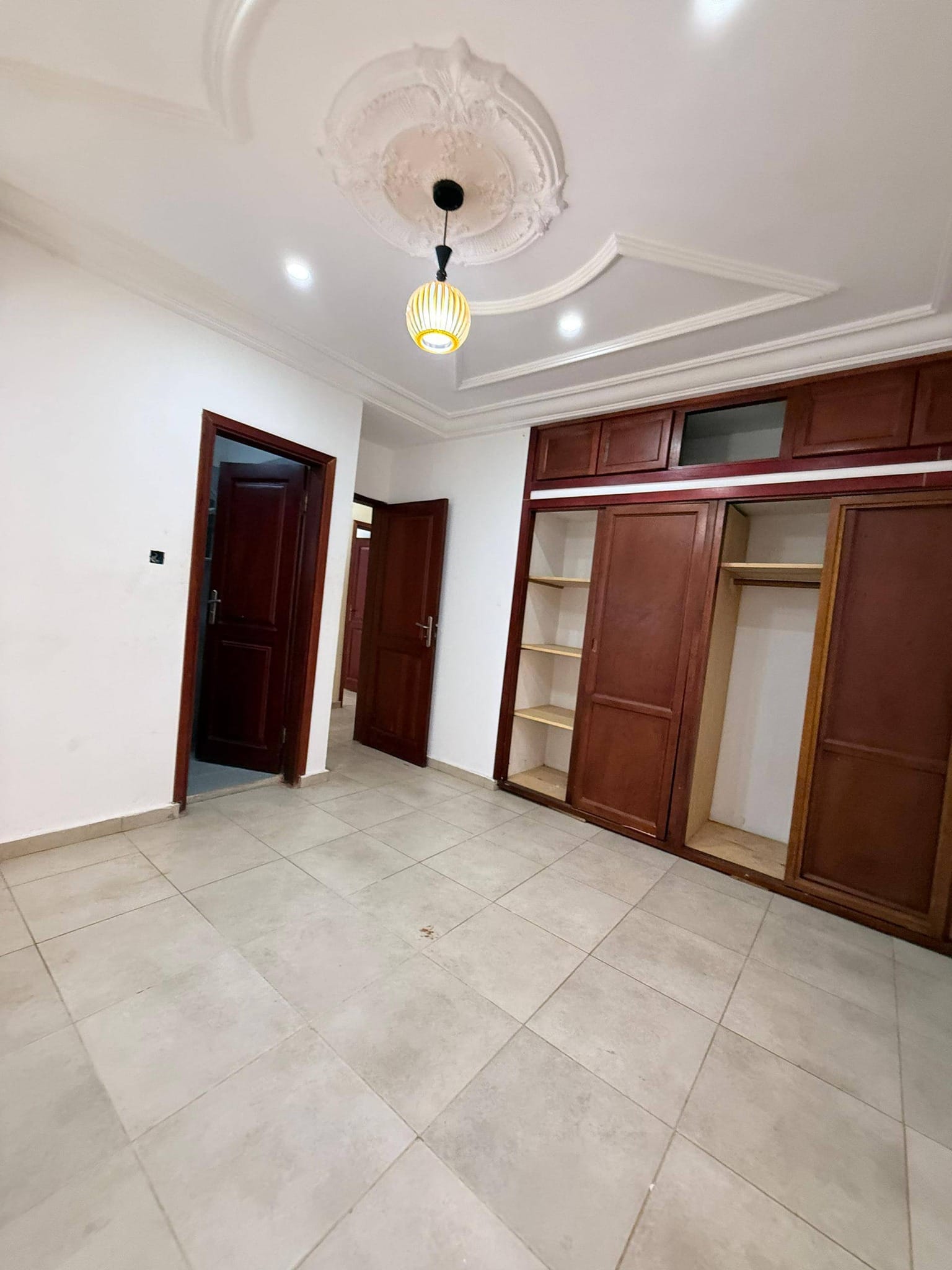 Appartement bon standing à louer, Yaoundé fougerolle