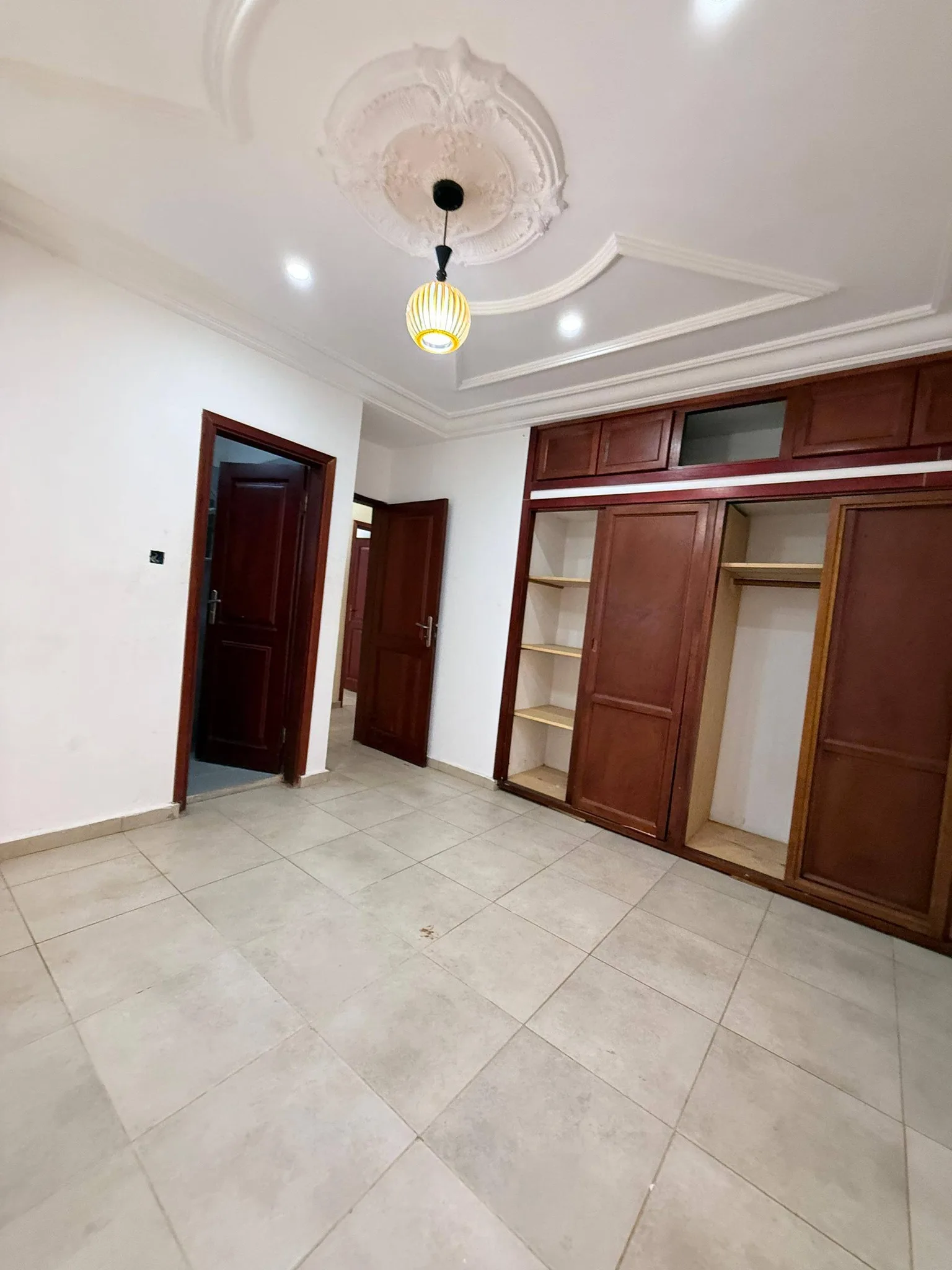 Appartement bon standing à louer, Yaoundé fougerolle