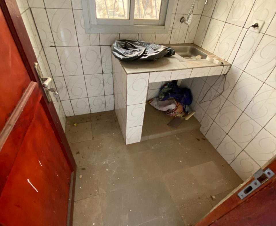 STUDIO ACCESSIBLE ET MODERNE, TITI GARAGE YAOUNDÉ