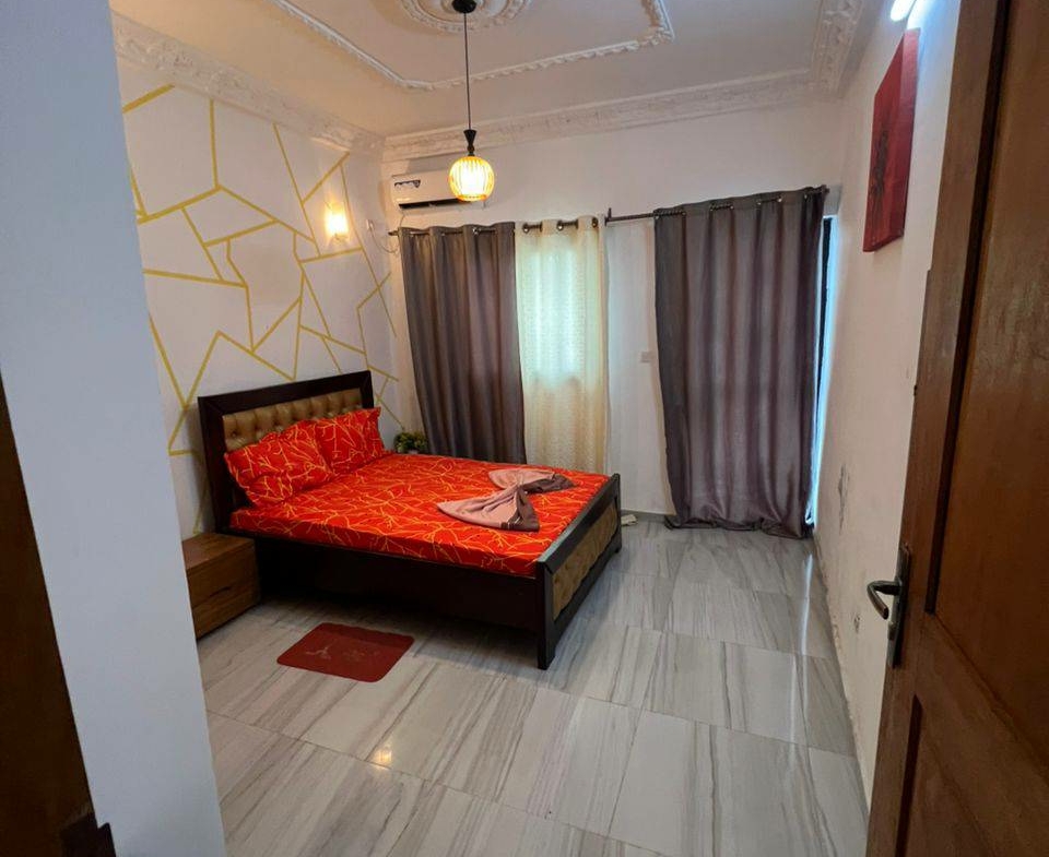 APPARTEMENT MODERNE STAFFÉ CLIMATISÉ SITUÉ À LOGPOM ANDEM