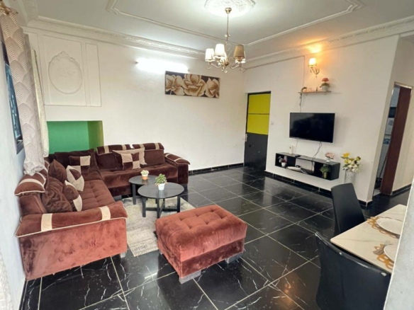 APPARTEMENT MODERNE STAFFÉ CLIMATISÉ SITUÉ À LOGPOM ANDEM