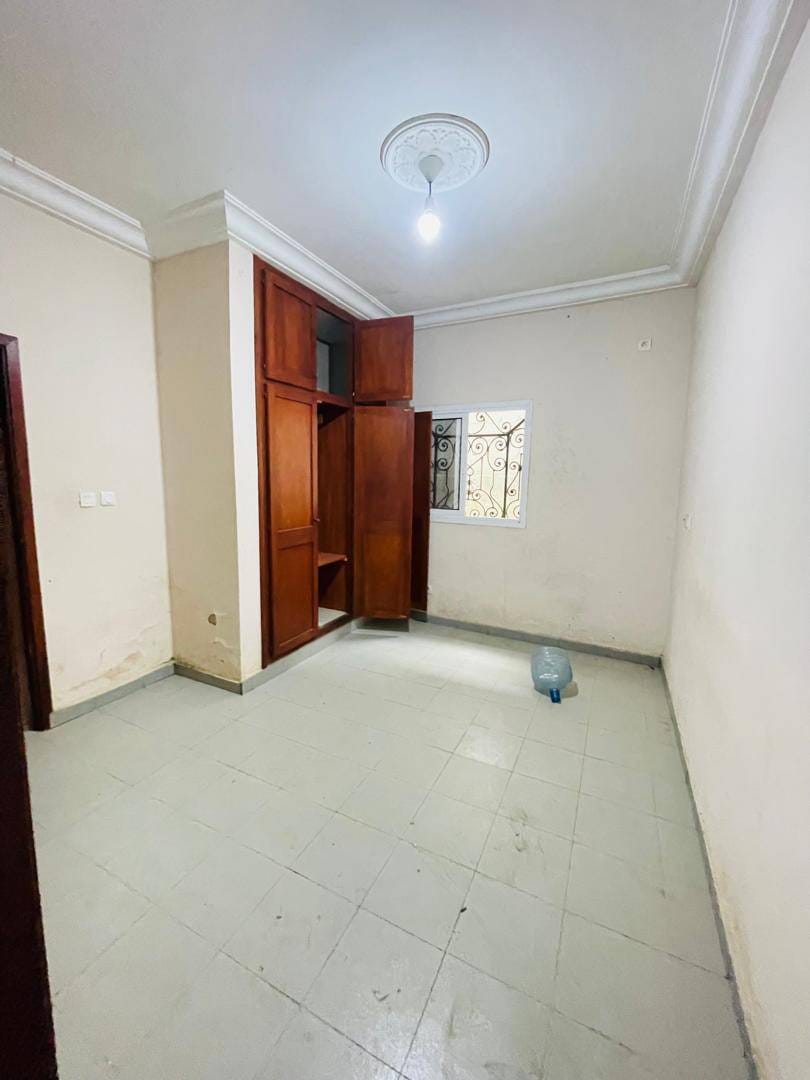 APPARTEMENT MODERNE STAFFÉ SITUÉ À LOGPOM BASSON