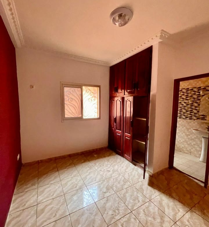SUPERBE APPARTEMENT MODERNE À LOUER À MESSAMENDONGO