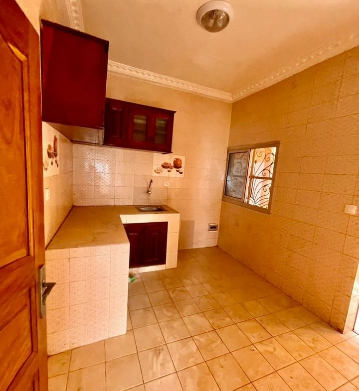 SUPERBE APPARTEMENT MODERNE À LOUER À MESSAMENDONGO