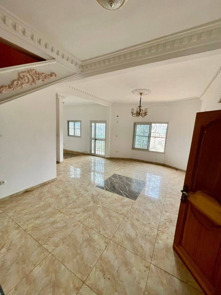 41529- SUPERBE APPARTEMENT MODERNE À LOUER À MESSAMENDONGO