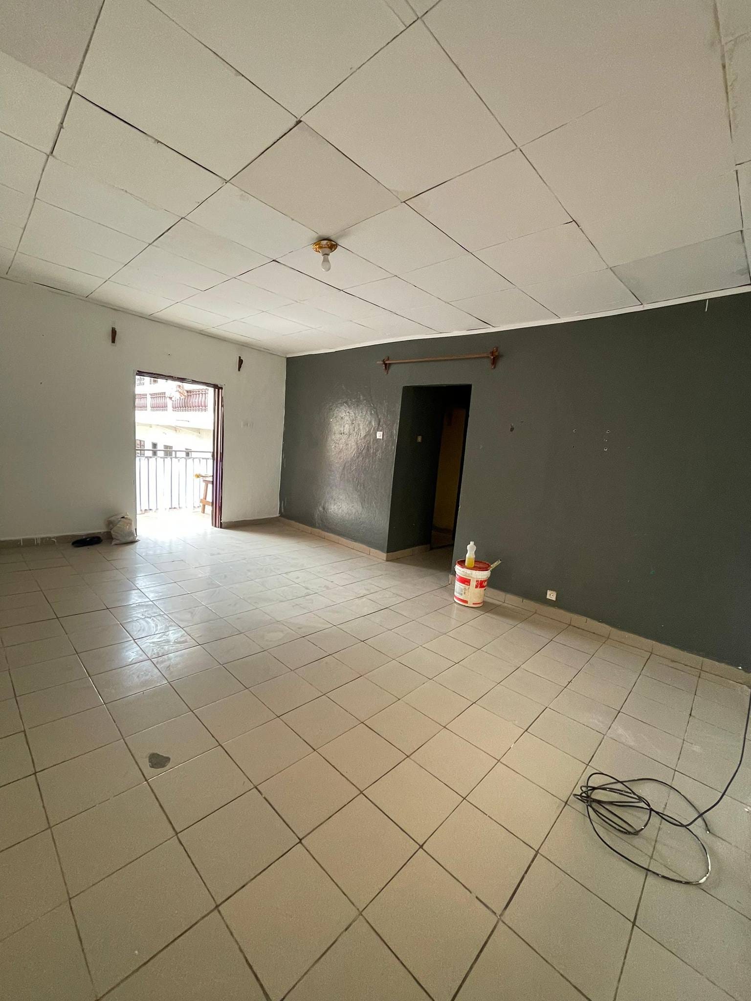 Appartement au 2e étage à louer, Yaoundé Tradex Éleveur