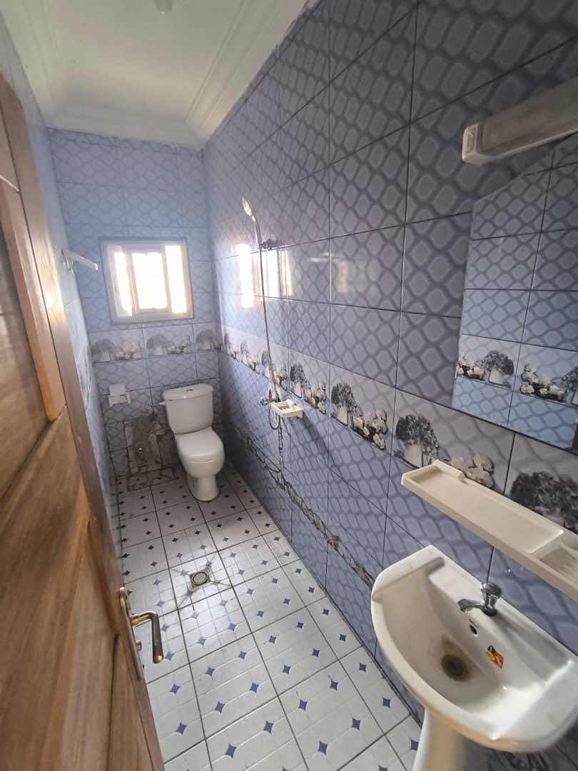 MAGNIFIQUE STUDIO DE STANDING À LOUER, YAOUNDÉ SANTA BARBARA