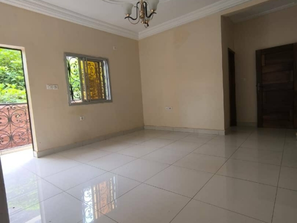 MAGNIFIQUE STUDIO DE STANDING À LOUER, YAOUNDÉ SANTA BARBARA