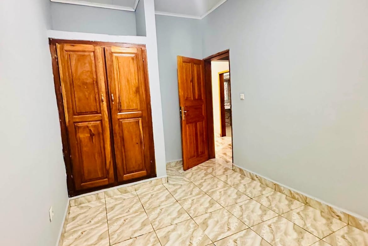 APPARTEMENT HAUT STANDING À LOUER, YAOUNDÉ EFOULAN