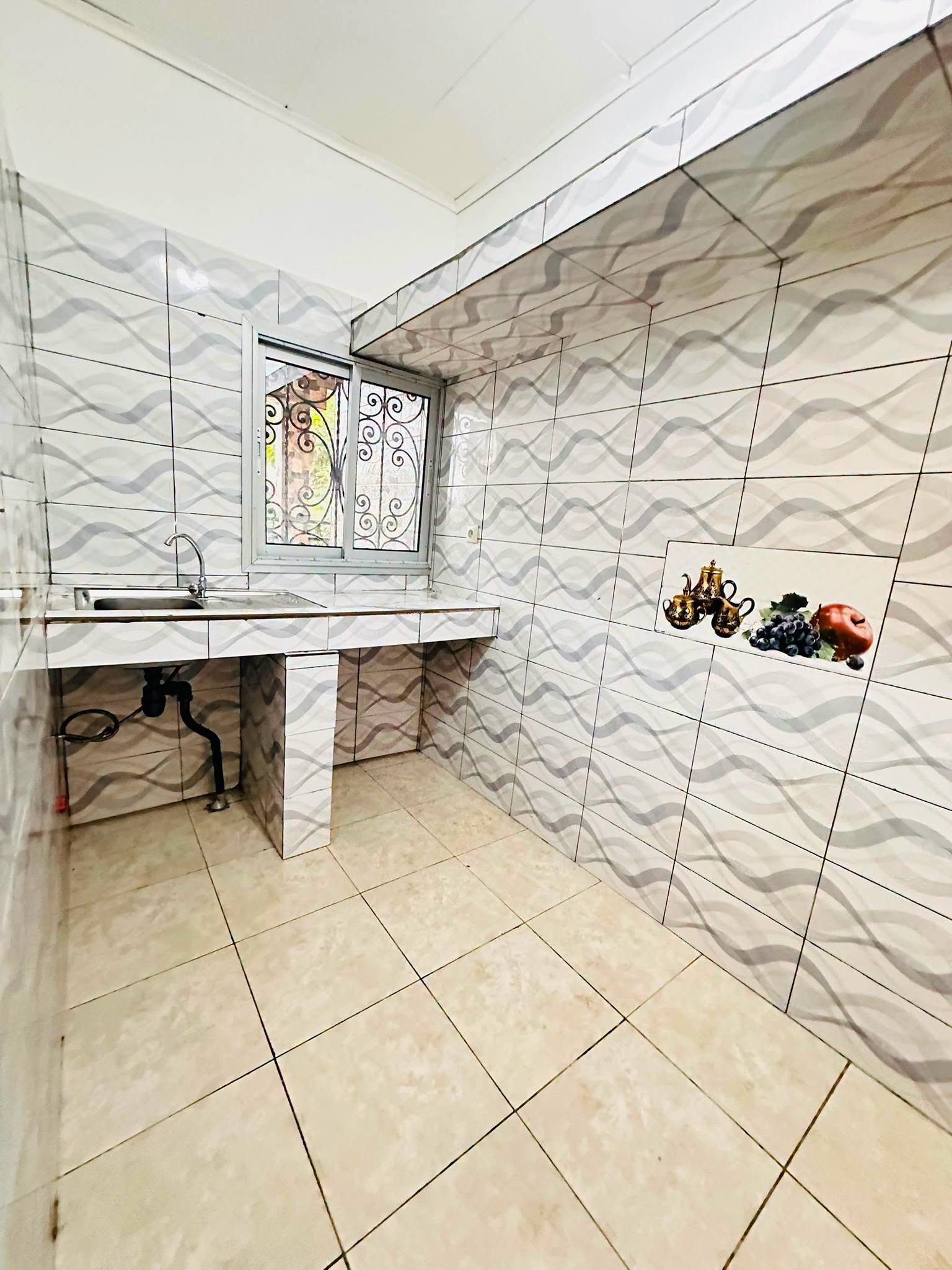 APPARTEMENT HAUT STANDING À LOUER, YAOUNDÉ EFOULAN