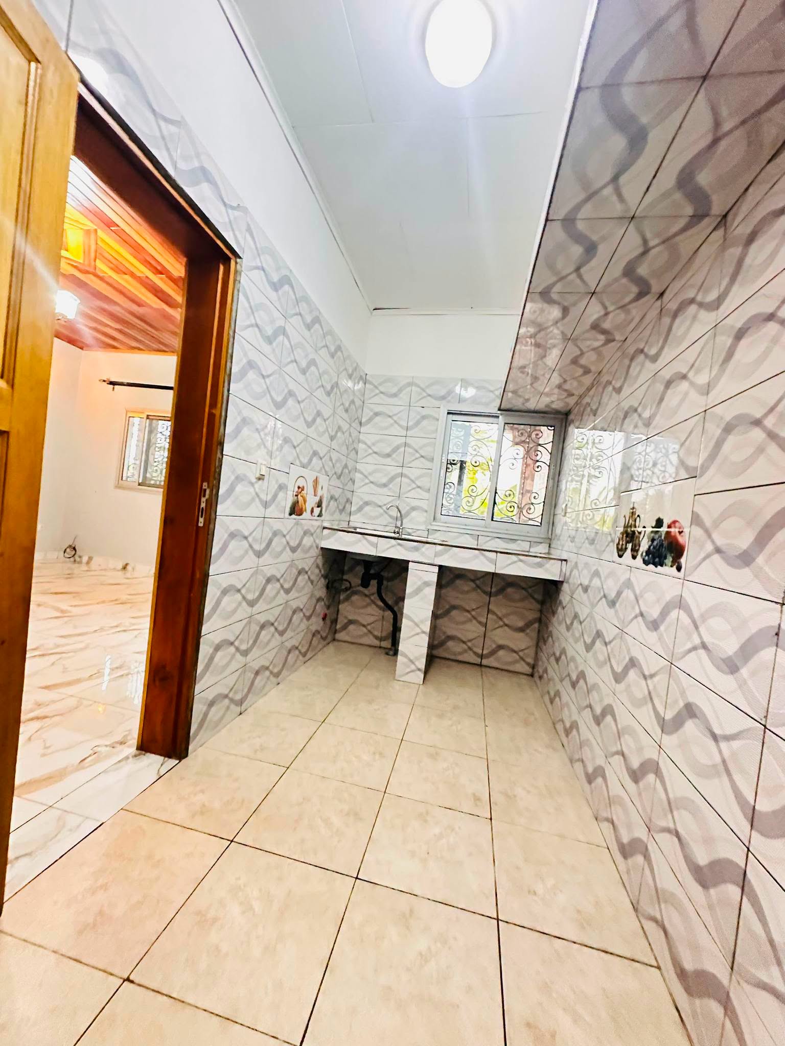 APPARTEMENT HAUT STANDING À LOUER, YAOUNDÉ EFOULAN