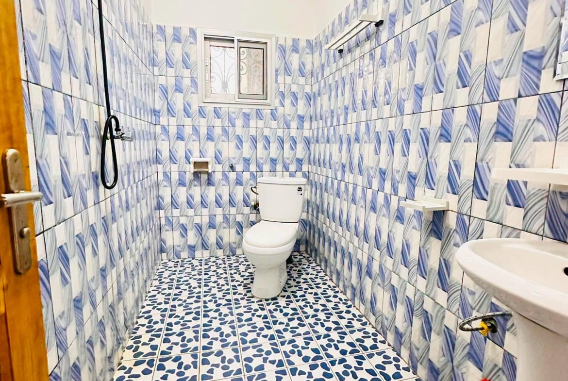 APPARTEMENT HAUT STANDING À LOUER, YAOUNDÉ EFOULAN
