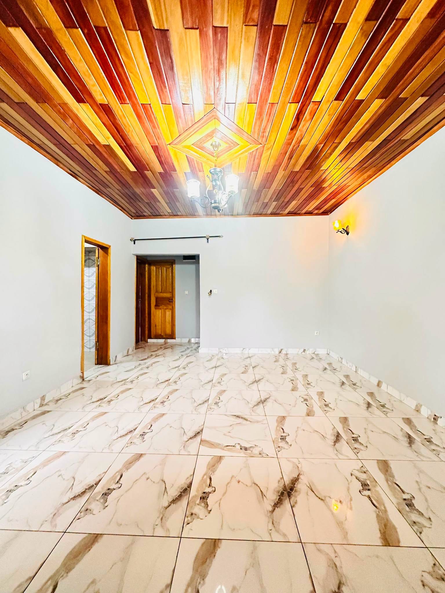APPARTEMENT HAUT STANDING À LOUER, YAOUNDÉ EFOULAN