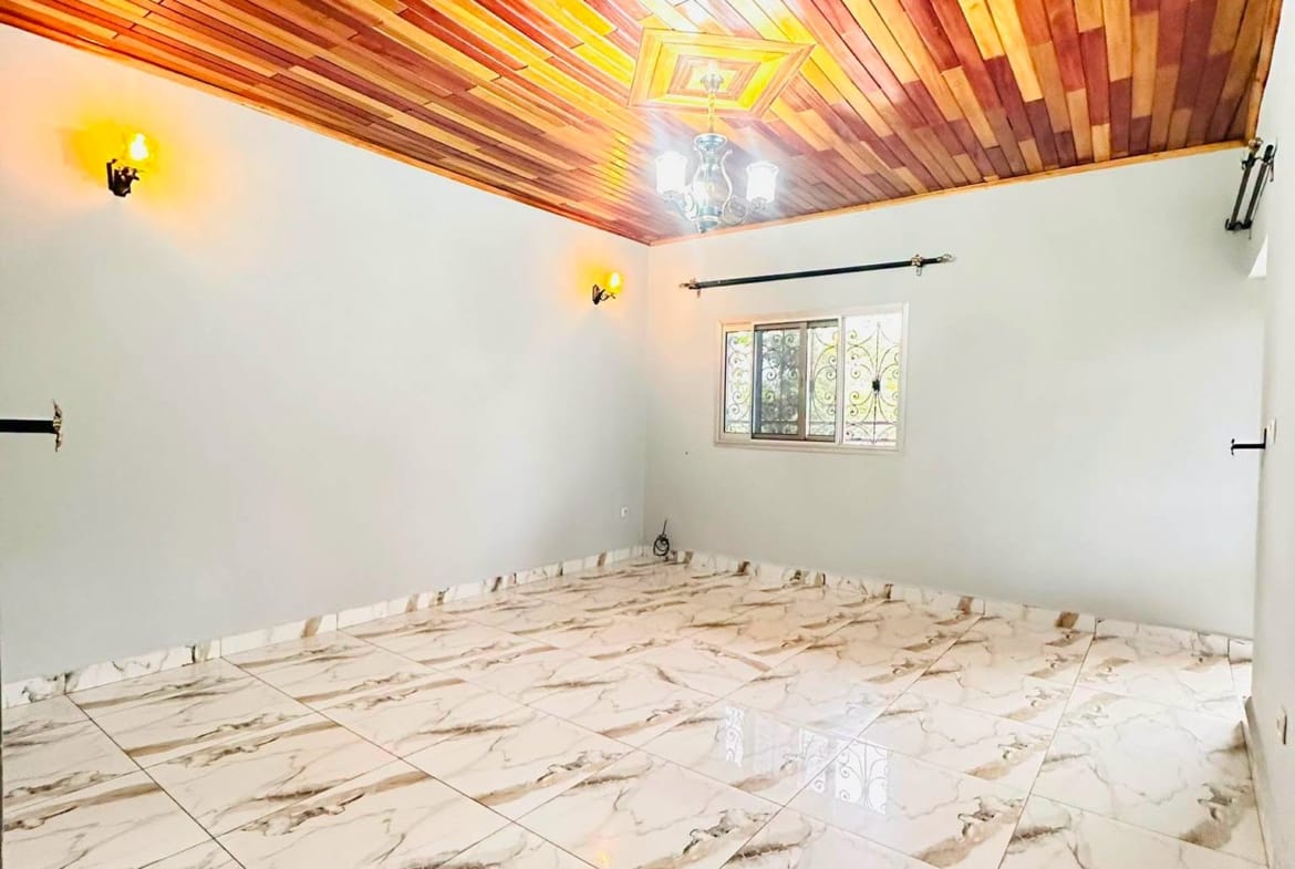 APPARTEMENT HAUT STANDING À LOUER, YAOUNDÉ EFOULAN