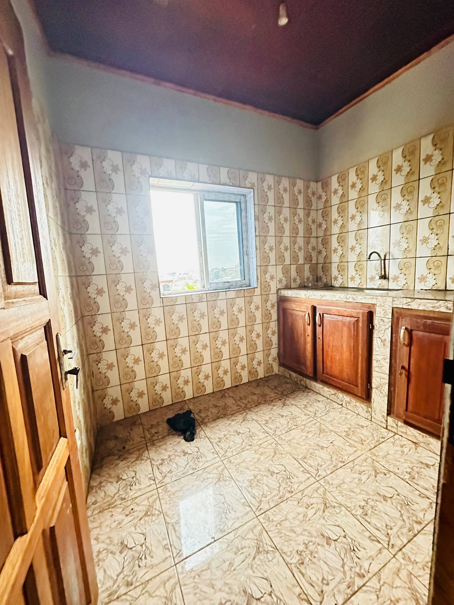 GRAND APPARTEMENT 2 CHAMBRES À LOUER, YAOUNDÉ NKOZOA