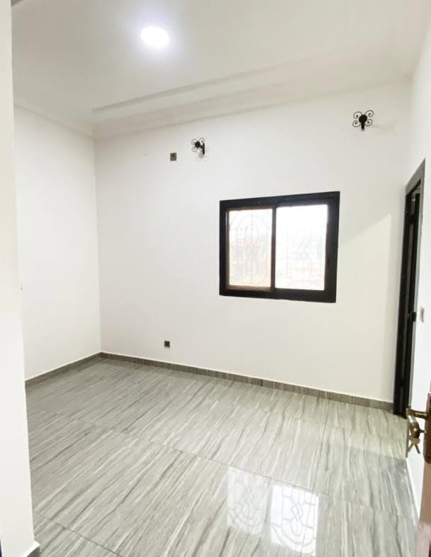 Appartement moderne à louer situé à Simbock Neptune 