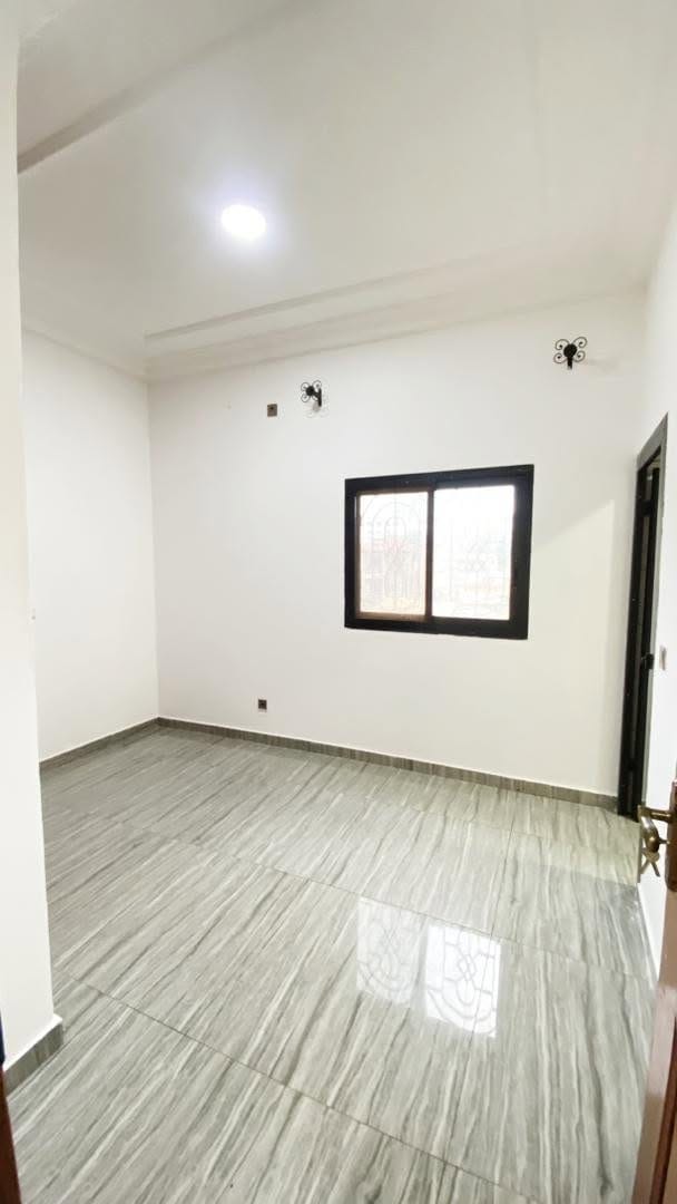Appartement moderne à louer situé à Simbock Neptune 
