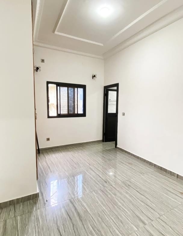 Appartement moderne à louer situé à Simbock Neptune 