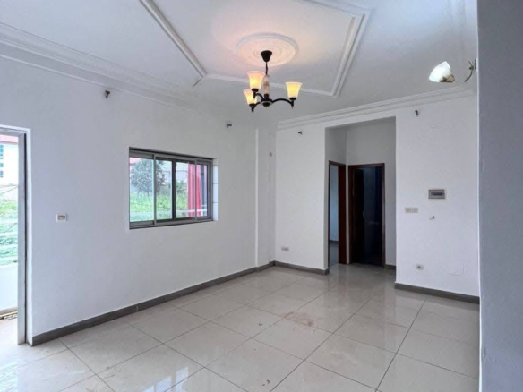 Studio moderne VIP à louer, Yaoundé Olembé