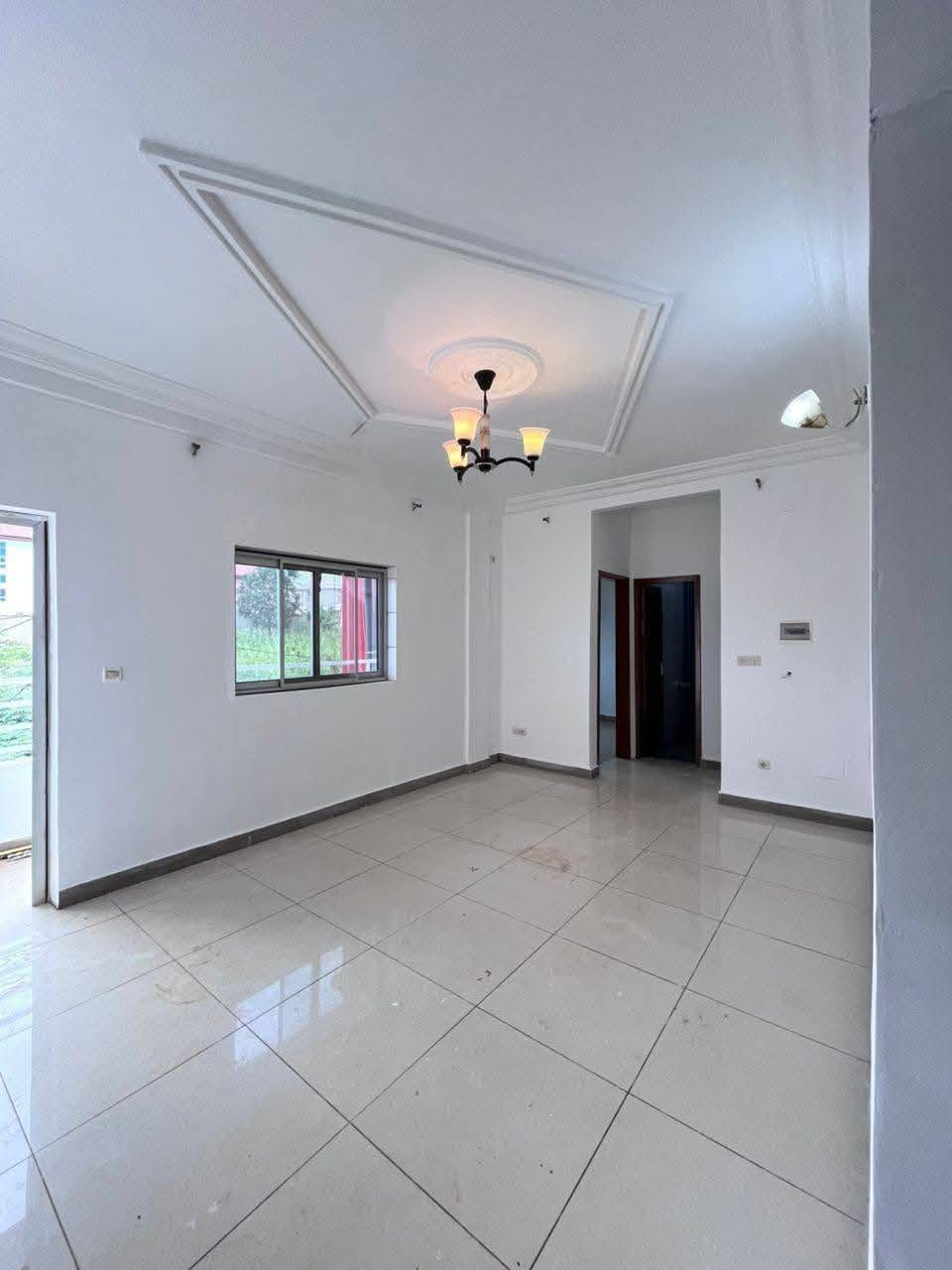 42796- Studio moderne VIP à louer, Yaoundé Olembé