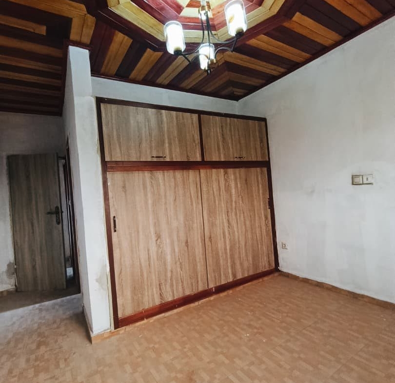 Appartement moderne neuf à Odza derrière le petit marché
