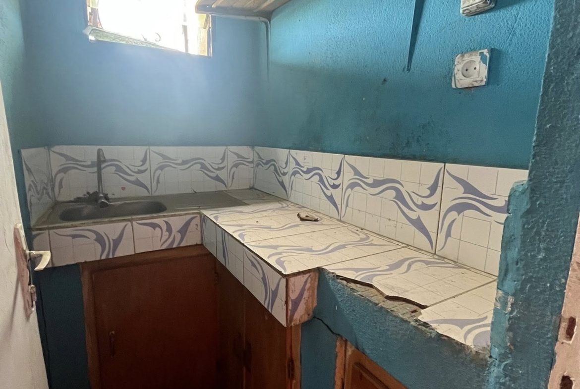 Studio dans un camp derrière le complexe Caraibes à Garoua
