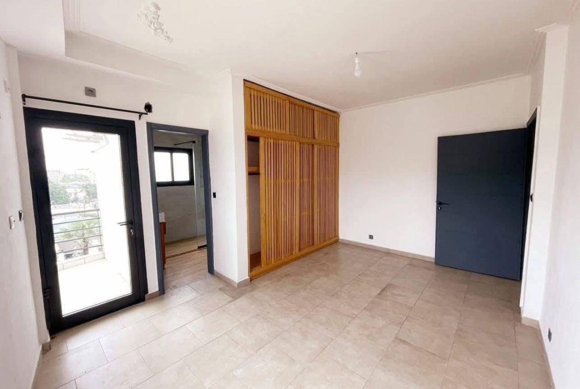 Appartement de bon standing à louer à Douala Bali