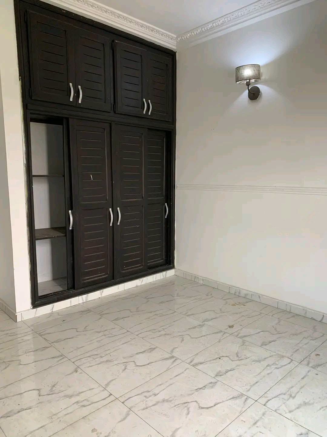 APPARTEMENT MODERNE DE STANDING À LOUER, KOTTO DOUALA Ve