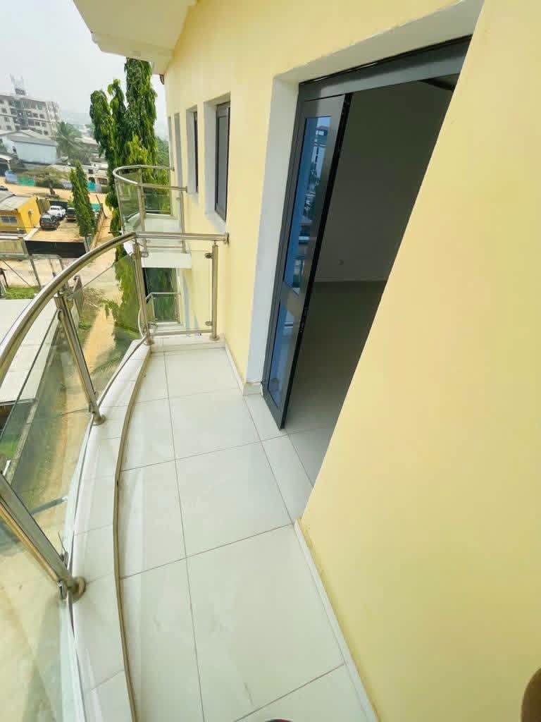 Appartement haut standing à Bonamoussadi carrefour Yoro Djoss