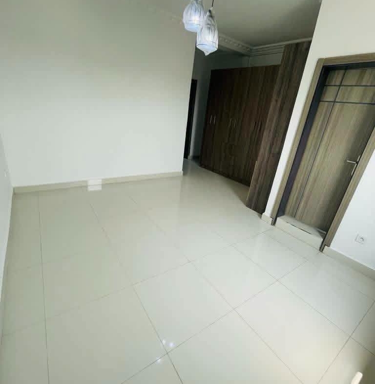 Appartement haut standing à Bonamoussadi carrefour Yoro Djoss