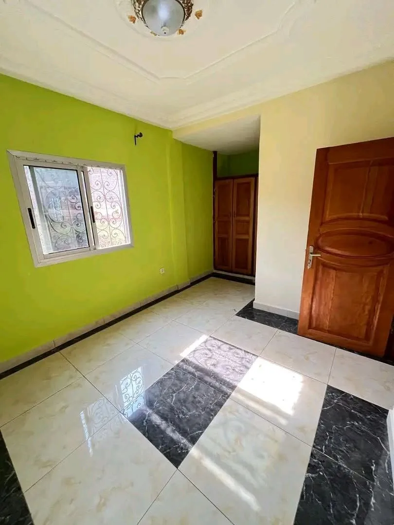 Studio moderne clés en main à louer, Yaoundé Emana