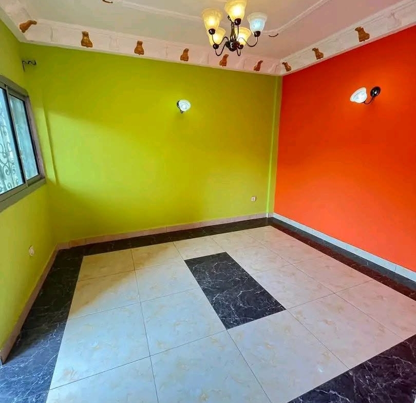 Studio moderne clés en main à louer, Yaoundé Emana