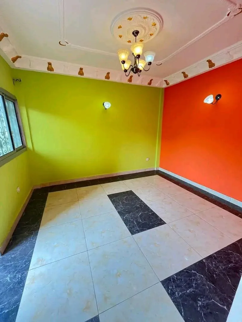 42255- Studio moderne clés en main à louer, Yaoundé Emana