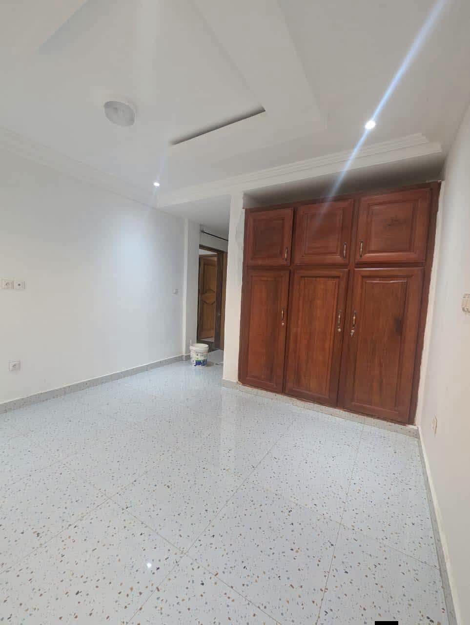 APPARTEMENT MODERNE À LOUER, YAOUNDÉ MIMBOMAN