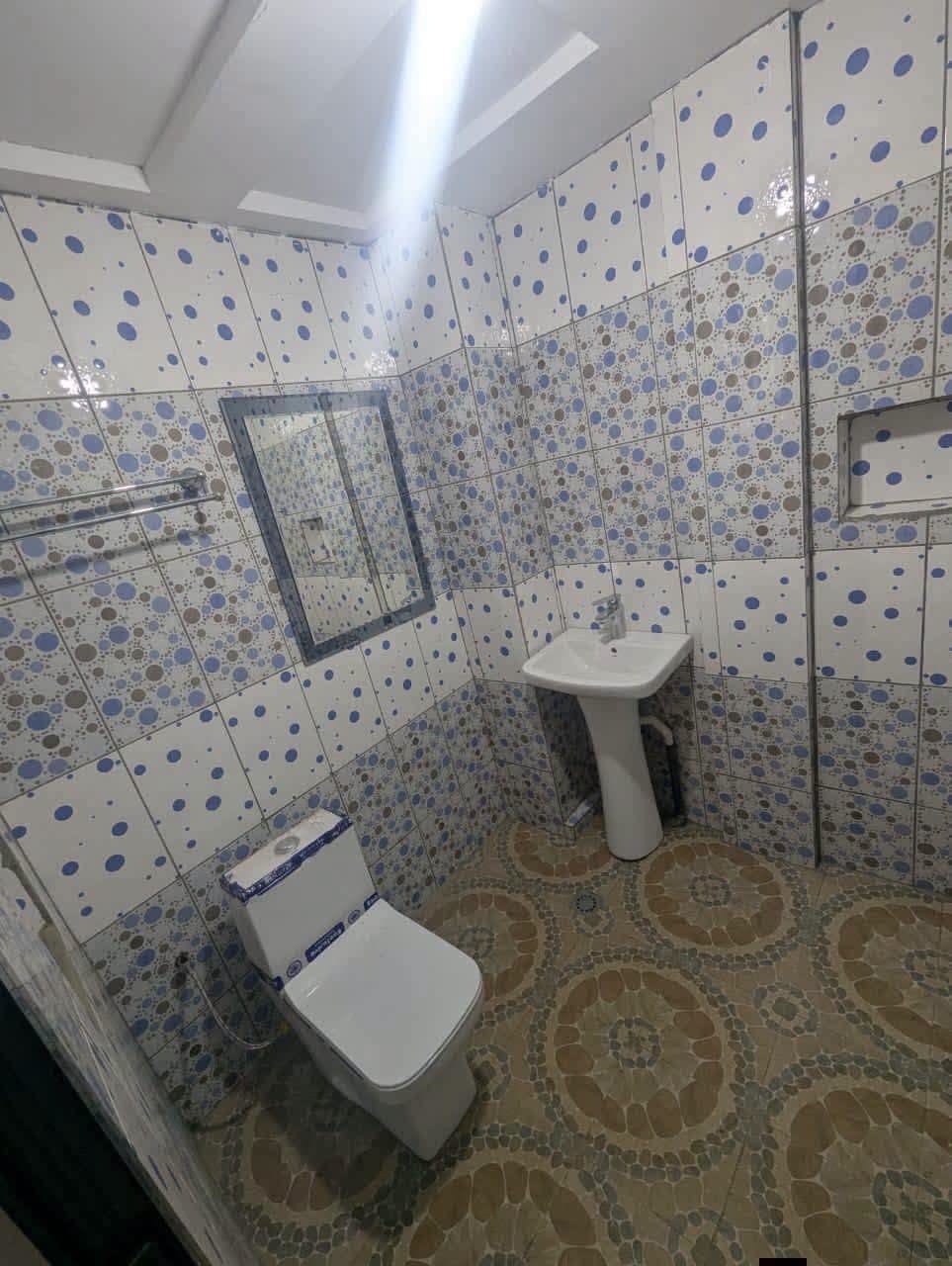 APPARTEMENT MODERNE À LOUER, YAOUNDÉ MIMBOMAN