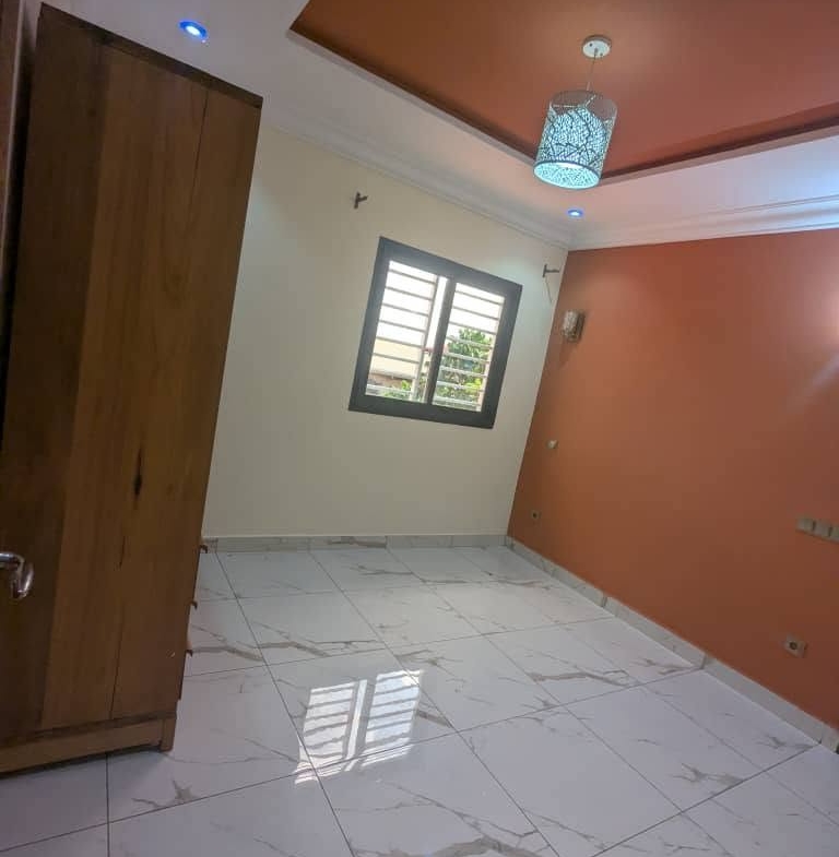 APPARTEMENT DE STANDING À LOUER, YAOUNDÉ NKOLFOULOU