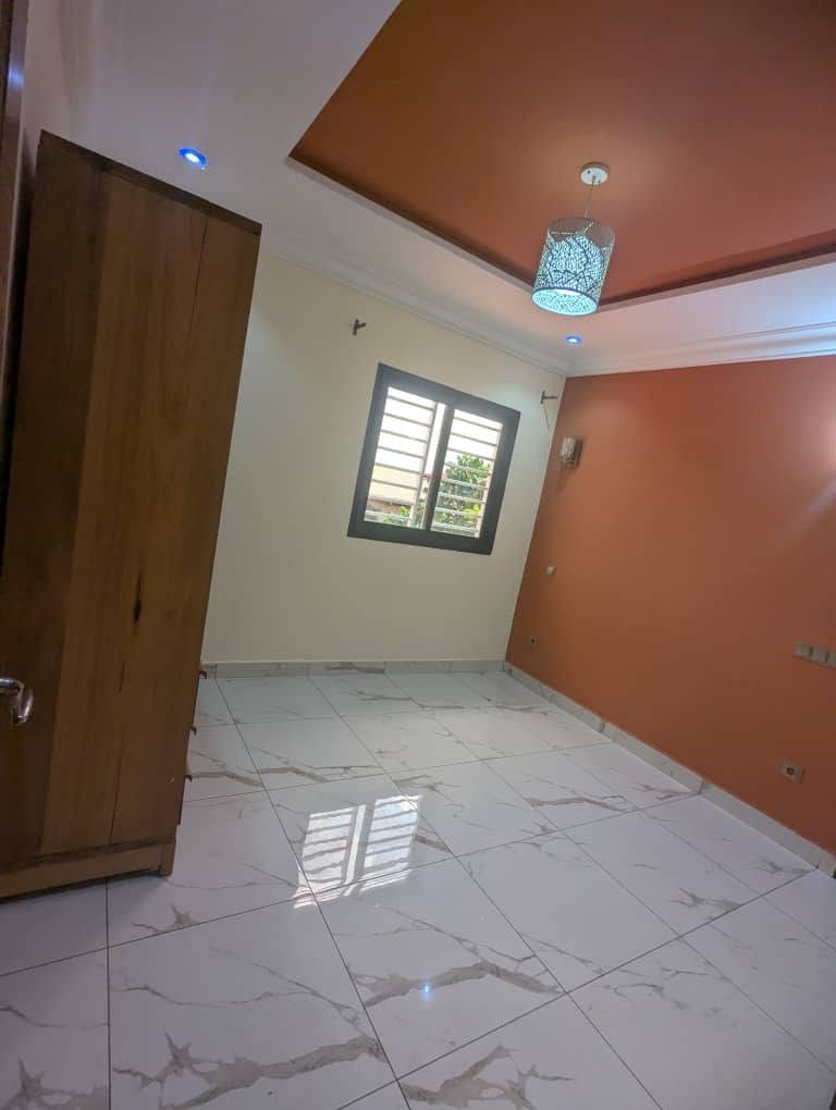 APPARTEMENT DE STANDING À LOUER, YAOUNDÉ NKOLFOULOU