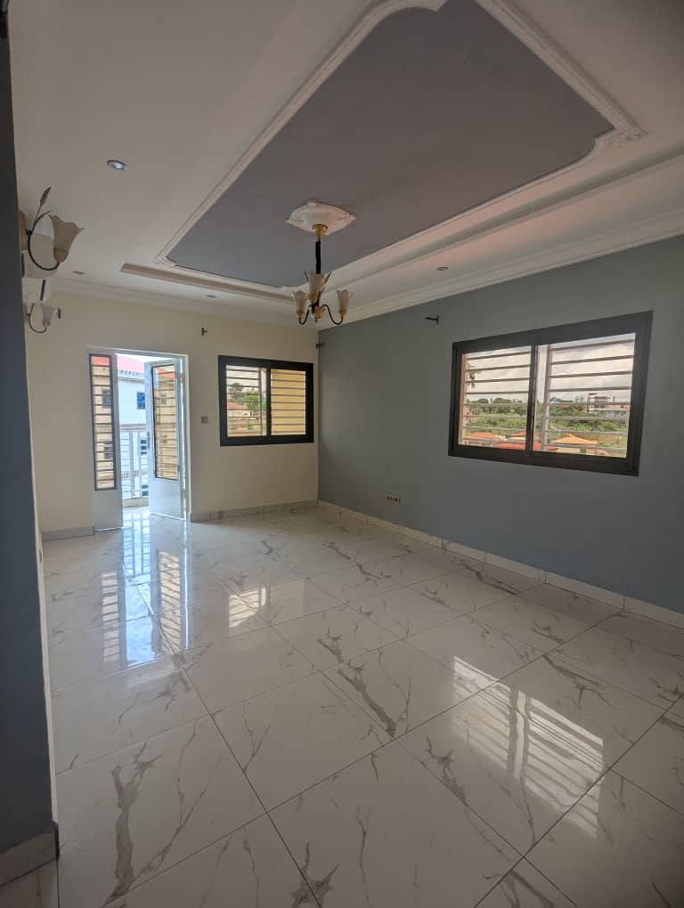 42805- APPARTEMENT DE STANDING À LOUER, YAOUNDÉ NKOLFOULOU