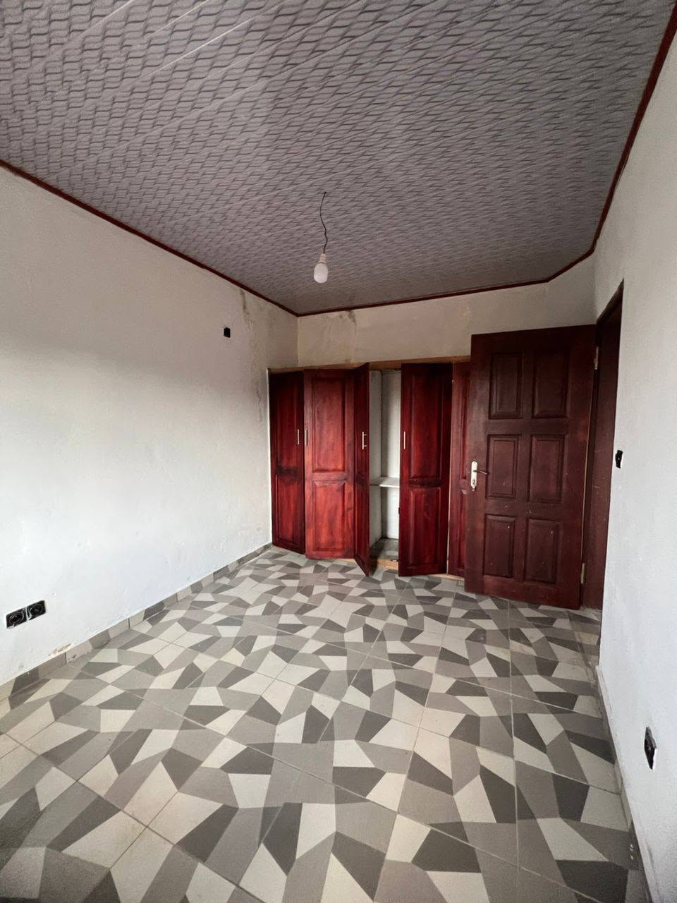 Studio bon standing à Ngousso proche de Omnisport, Yaoundé