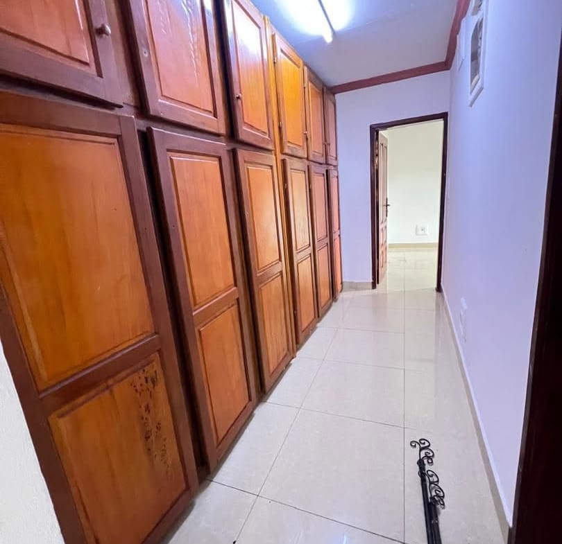 APPARTEMENT MODERNE SITUÉ À 200F DE NEPTURE LOGBESSOU