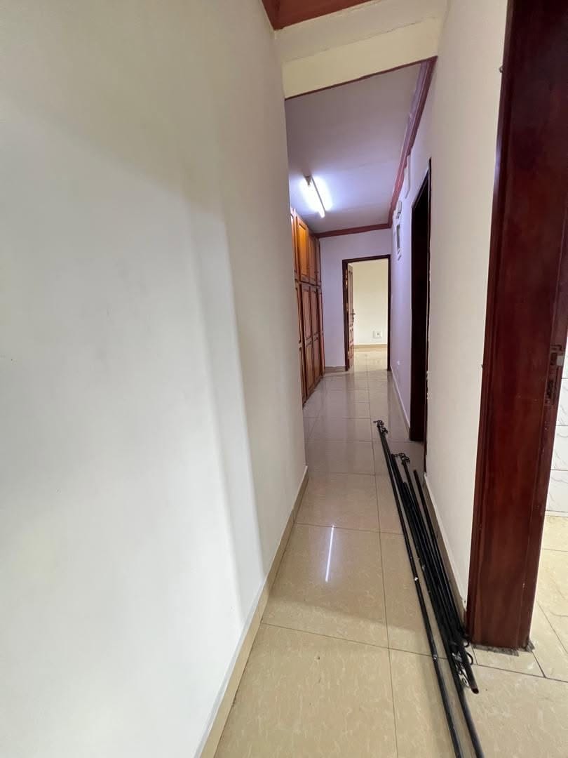 APPARTEMENT MODERNE SITUÉ À 200F DE NEPTURE LOGBESSOU
