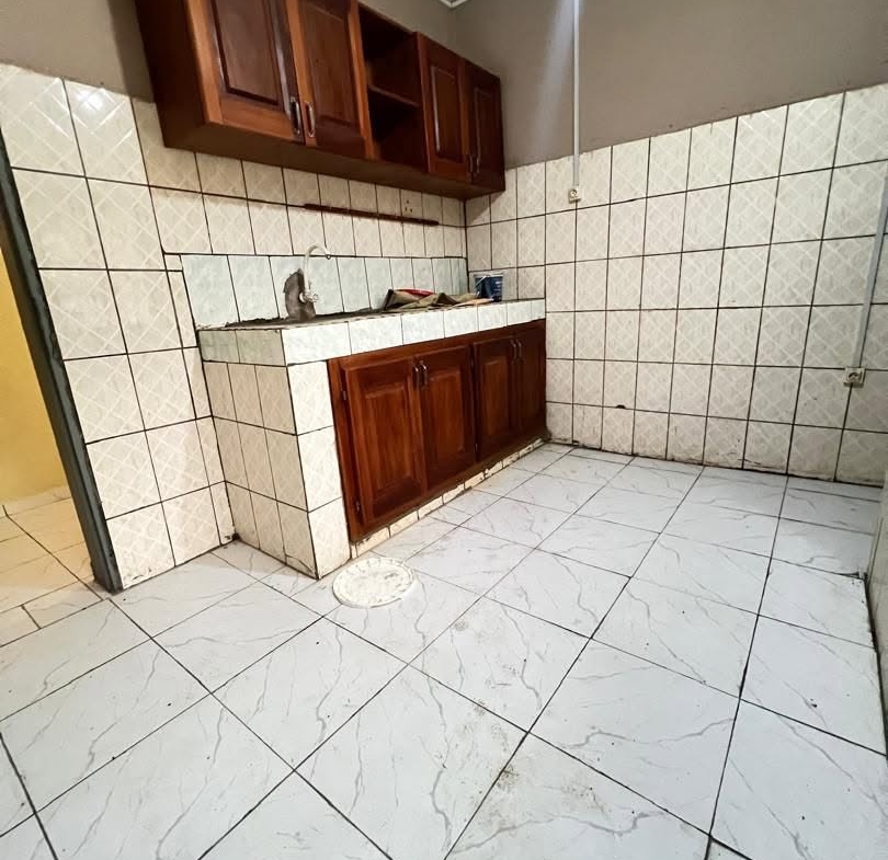GRAND APPARTEMENT MODERNE AU REZ-DE-CHAUSSÉE, LOGPOM BASSON