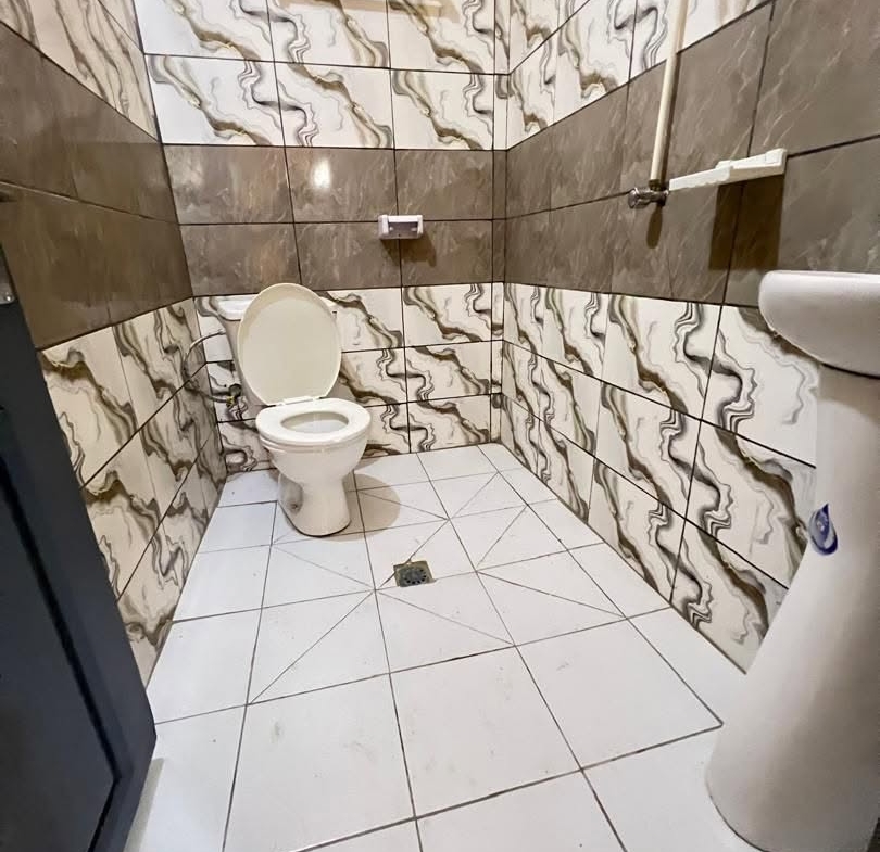 GRAND APPARTEMENT MODERNE AU REZ-DE-CHAUSSÉE, LOGPOM BASSON