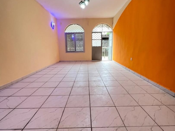 GRAND APPARTEMENT MODERNE AU REZ-DE-CHAUSSÉE, LOGPOM BASSON