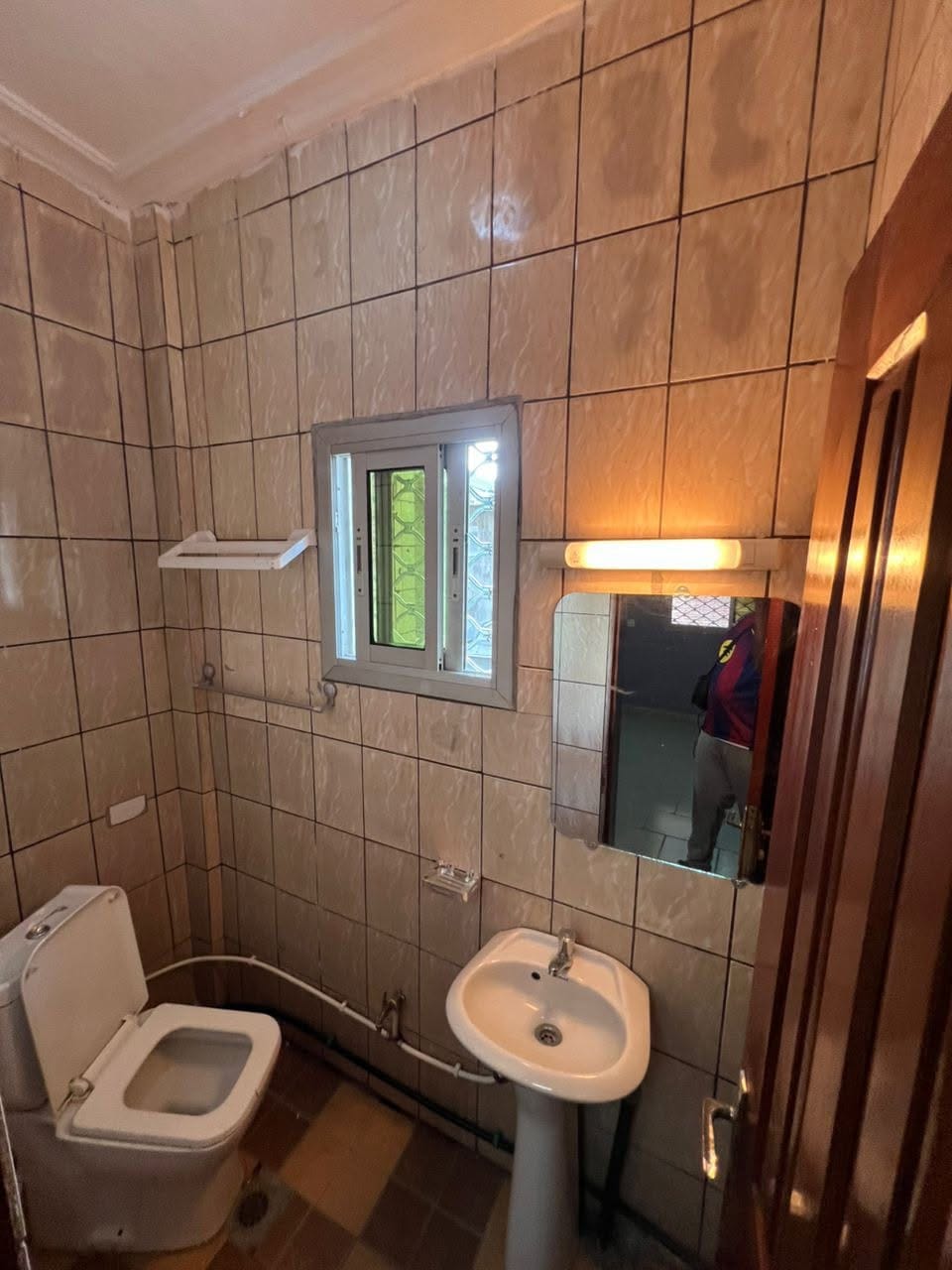 APPARTEMENT MODERNE STAFFÉ SITUÉ À LOGPOM PAPYRUS
