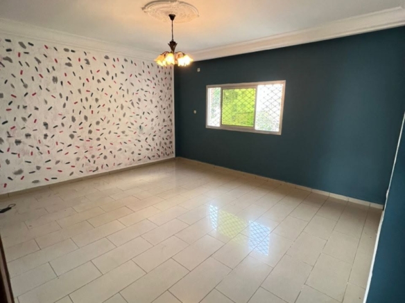 APPARTEMENT MODERNE STAFFÉ SITUÉ À LOGPOM PAPYRUS