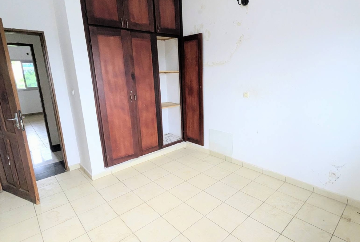 Appartement haut standing à louer, Titi Garage Yaoundé