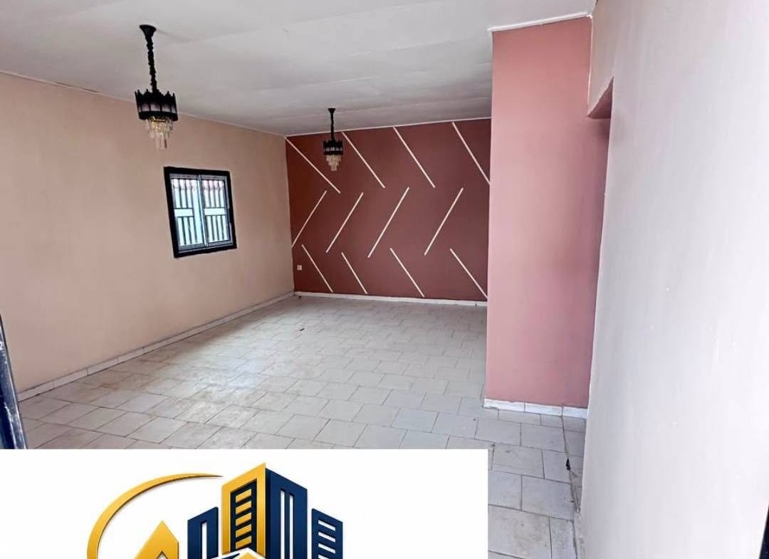 Appartement moderne neuf 3 chambres à louer, Bertoua Nkolbikon
