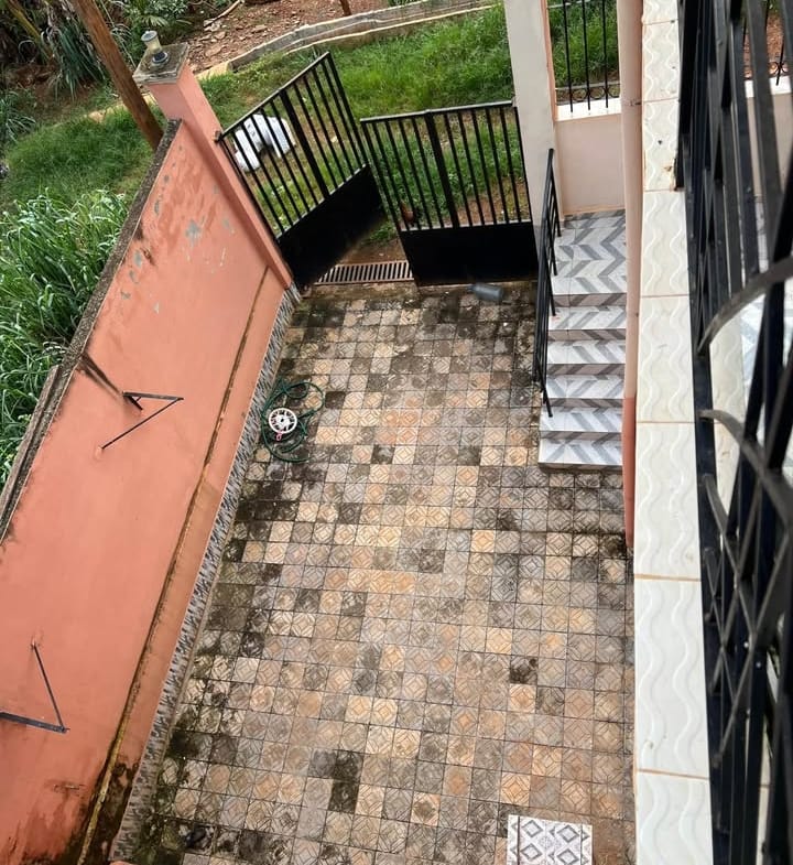 Appartement spacieux de 3 chambres, Yaoundé Nkolfoulou