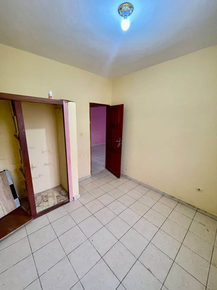 Appartement moderne 2 chambres à louer, Yaoundé Obobogo